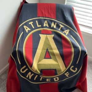 Atlanta United Throw